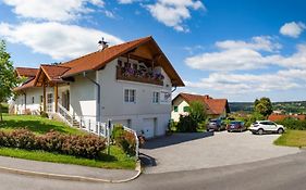 Pension Gigler Bad Waltersdorf 3*